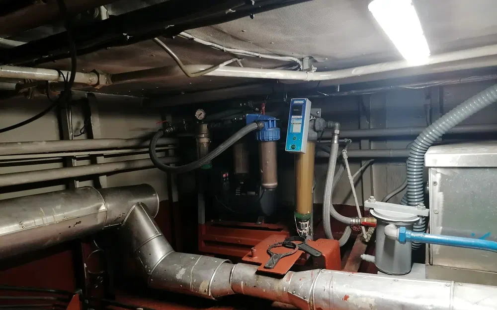 slider 19 Bateau Passagers 150 Pax Restaurant 2 Niveaux