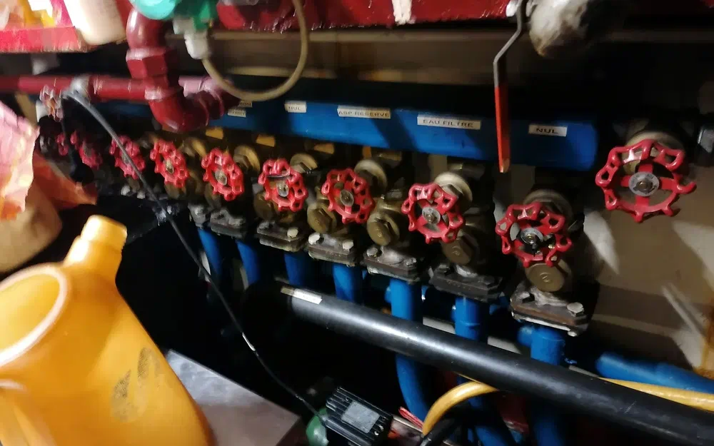 slider 27 Bateau Passagers 150 Pax Restaurant 2 Niveaux