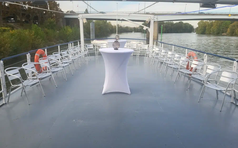 slider 2 Bateau Passagers 150 Pax Restaurant 2 Niveaux