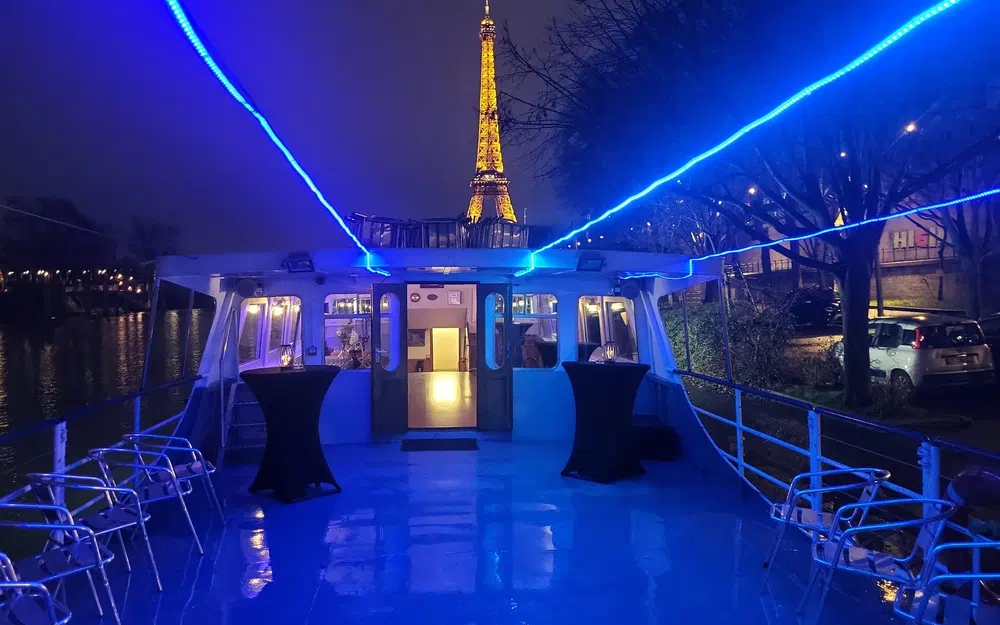 slider 36 Bateau Passagers 150 Pax Restaurant 2 Niveaux