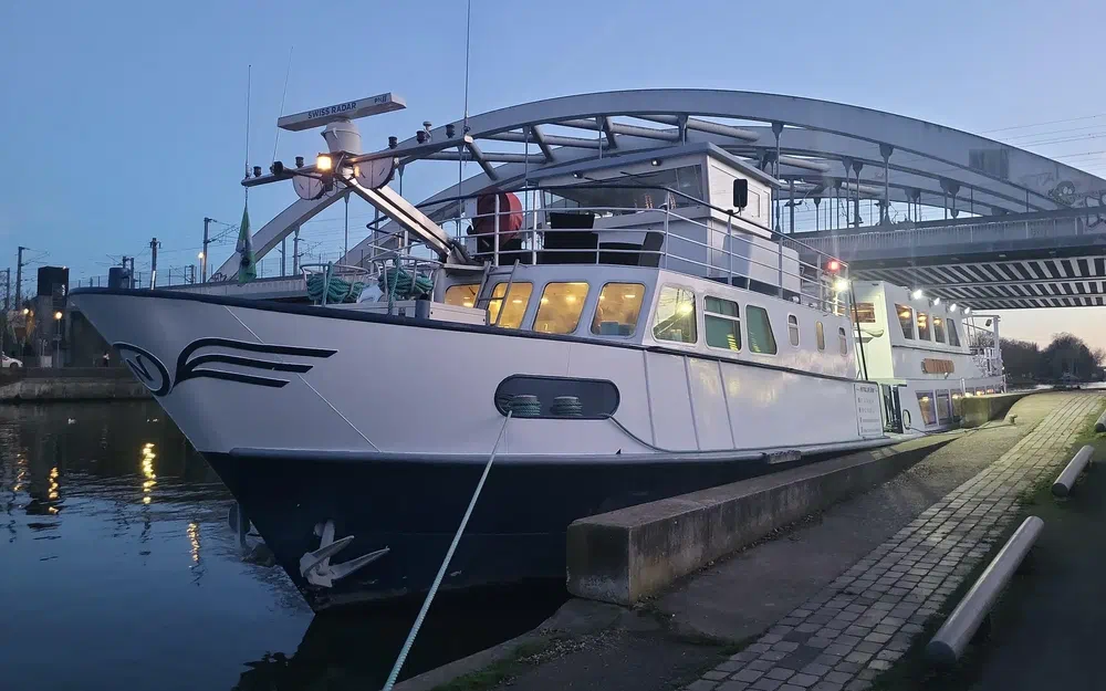 slider 0 Bateau Passagers 150 Pax Restaurant 2 Niveaux