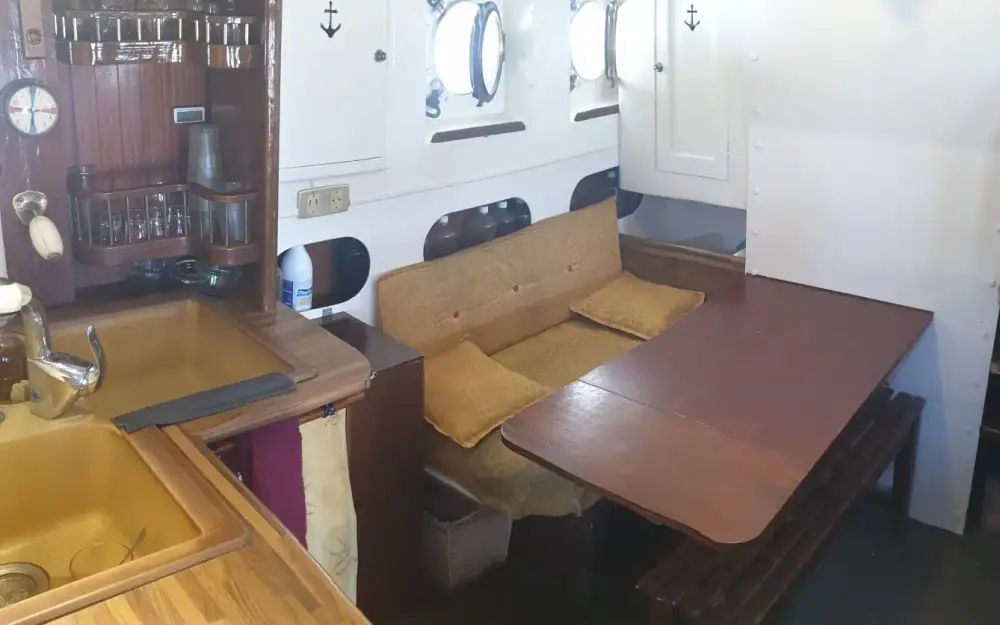 slider 5 Bateau de Collection Navire Espion Royal Navy Britannique