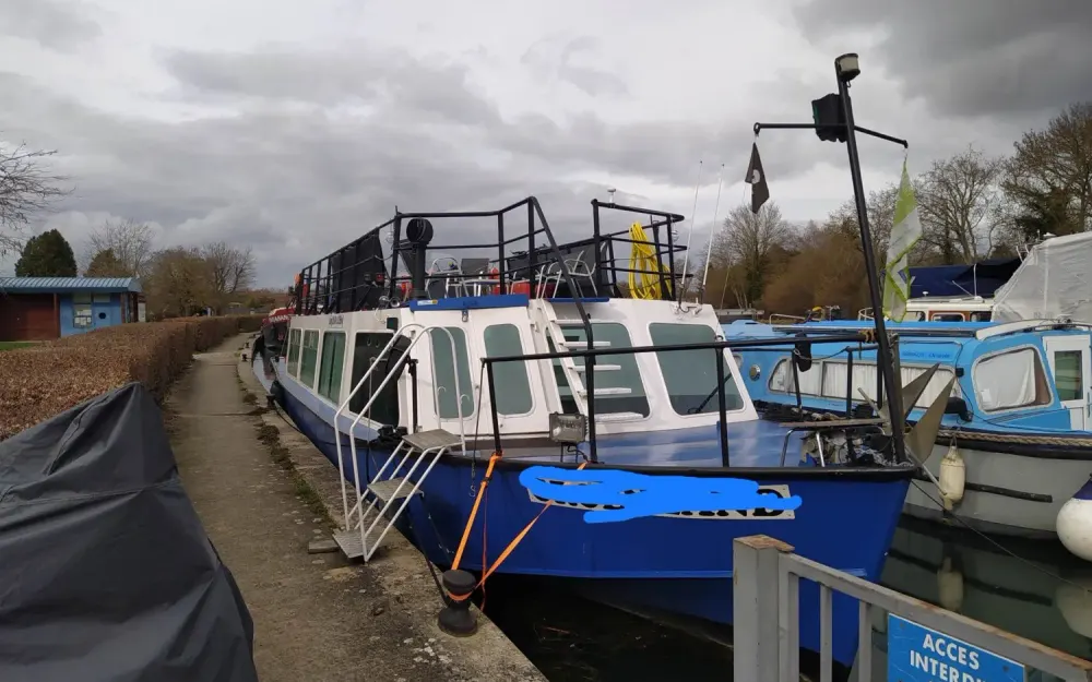 slider 2 Bateau Logement 50m2 2 Cabines + 50m2 Terrasse