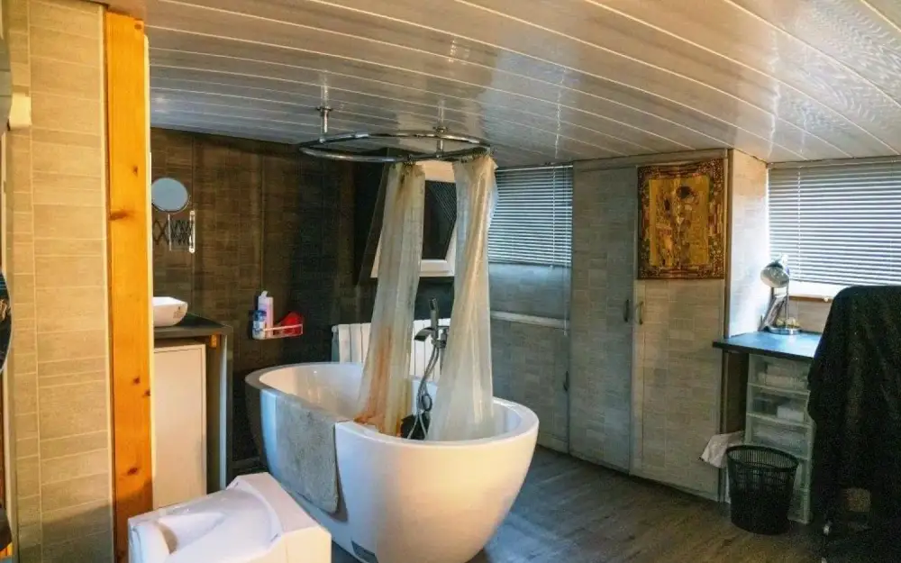 slider 19 Bateau Logement  150m2 5 Chambres