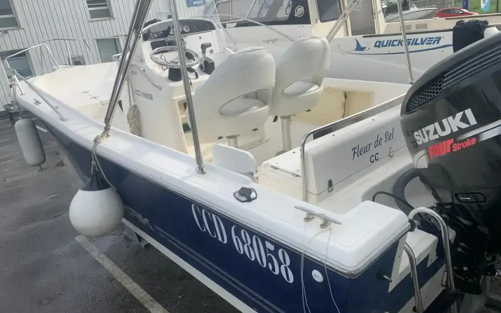 White SharkWhite Shark 225