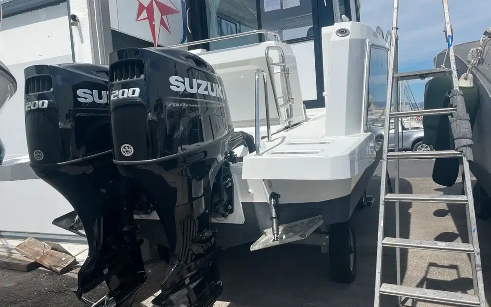 slider 1 Jeanneau Merry Fisher 895