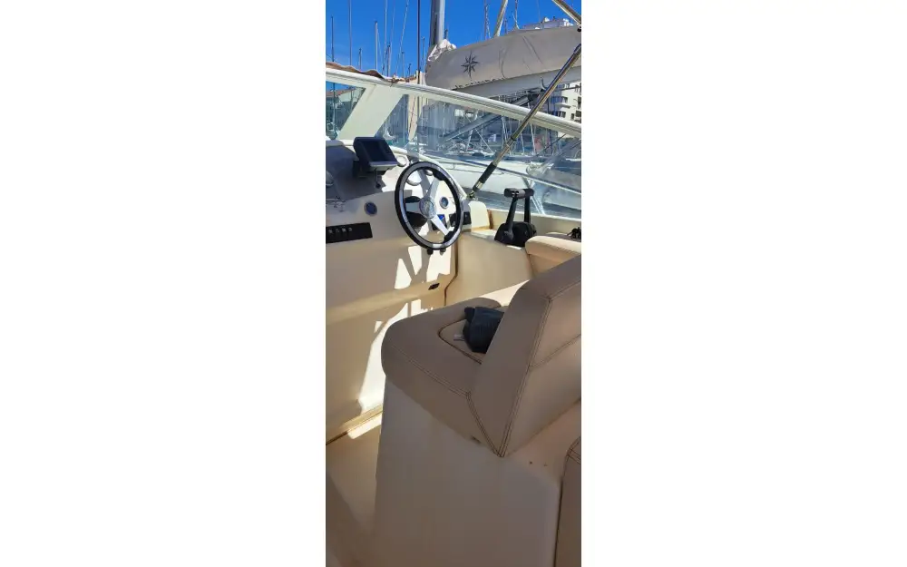slider 11 Jeanneau Prestige 30 S