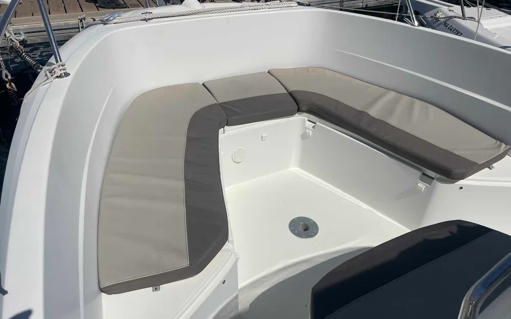 slider 14 Jeanneau Cap Camarat 7.5 CC