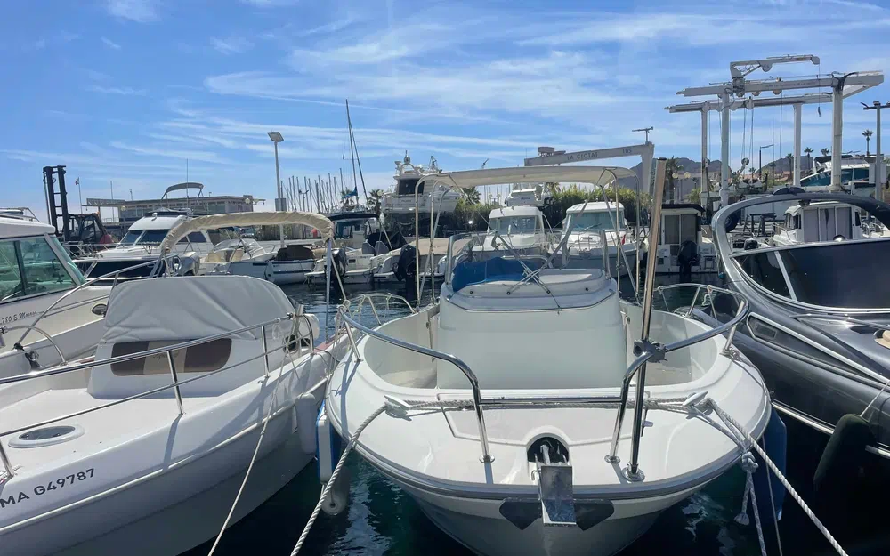 slider 1 Jeanneau Cap Camarat 7.5 CC