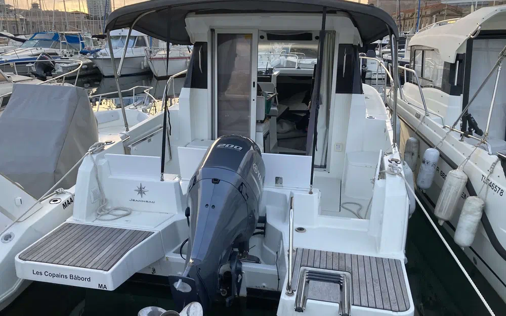 slider 1 Jeanneau Merry Fisher 795