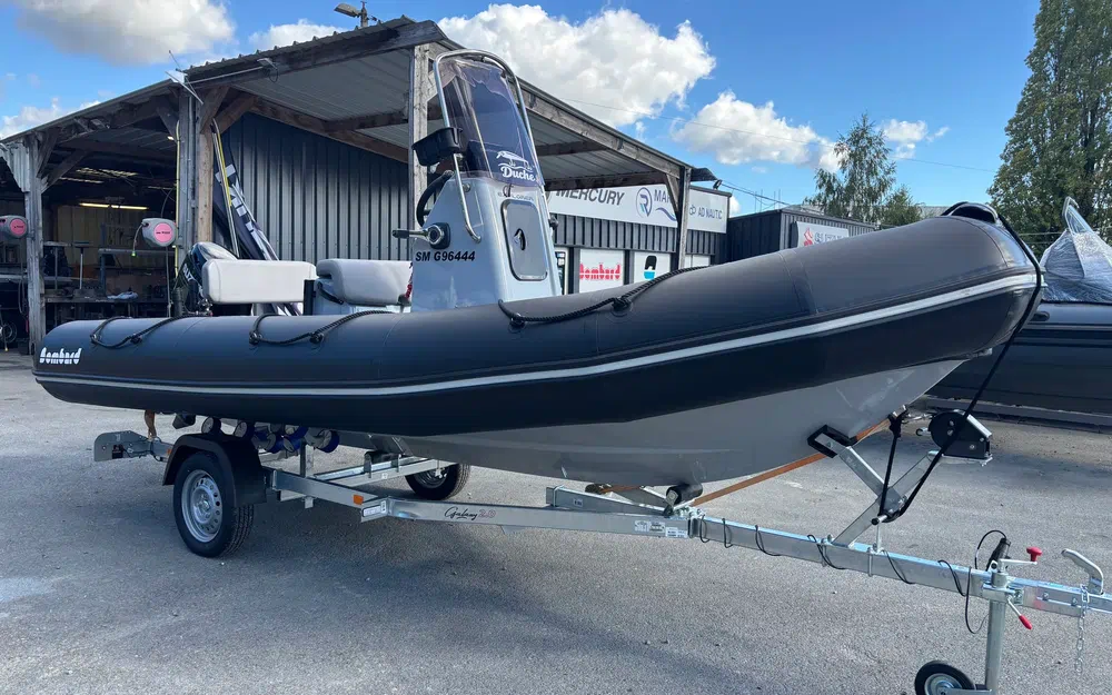 slider 4 Bombard Explorer 550