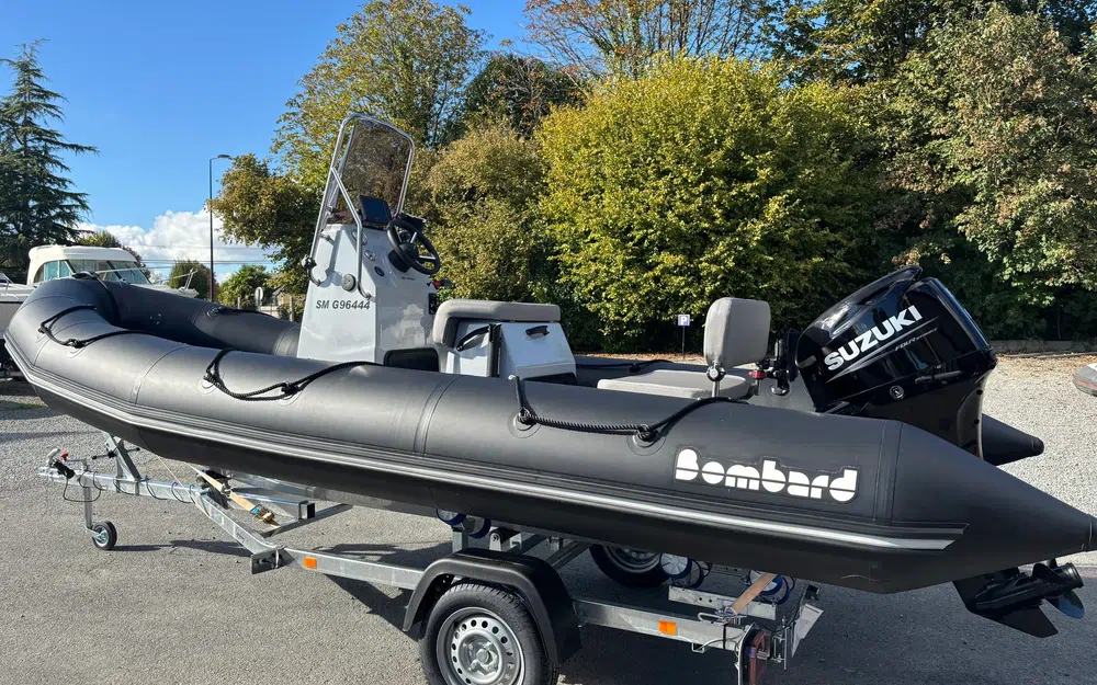 slider 18 Bombard Explorer 550