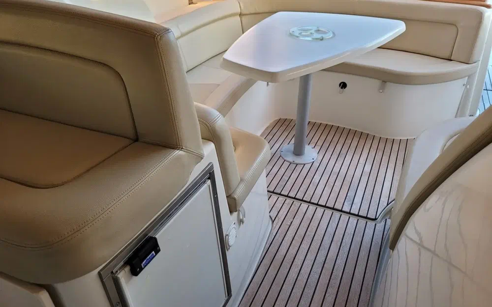 slider 8 Jeanneau Prestige 30