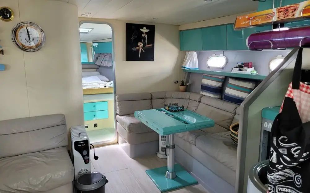 slider 1 Ferretti Altura 47
