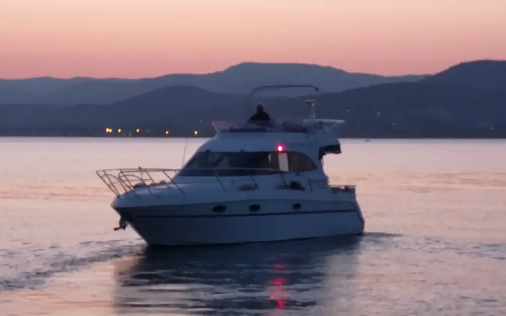 slider 6 Galeon  330 Fly
