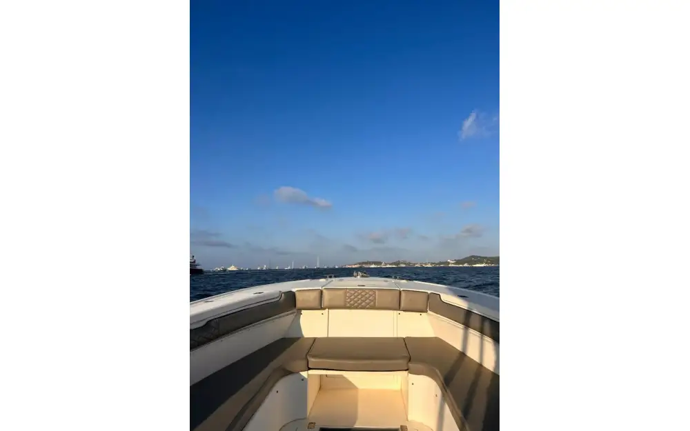 slider 8 Intrepid Miami Intrepid 32 CC