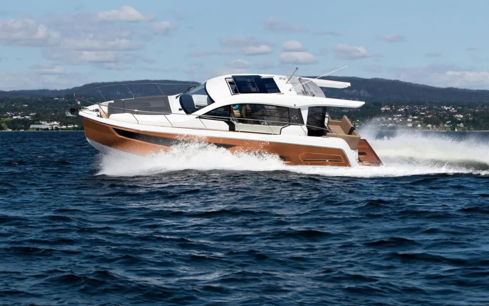 slider 0 Sealine  C390 - null