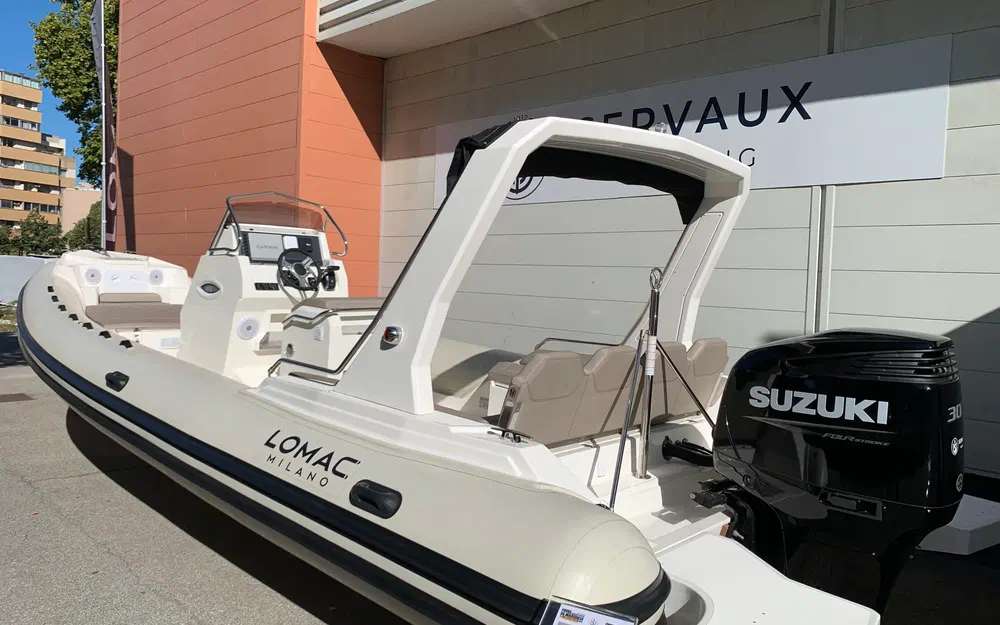 slider 3 Lomac 850 Turismo