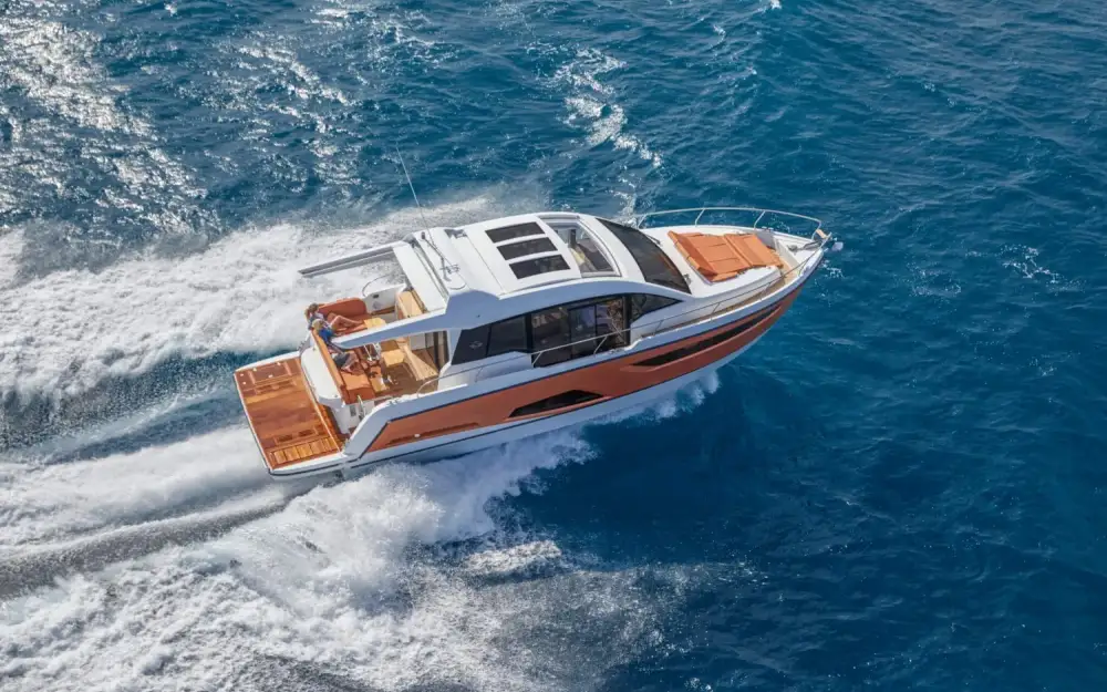 slider 0 Sealine  C430