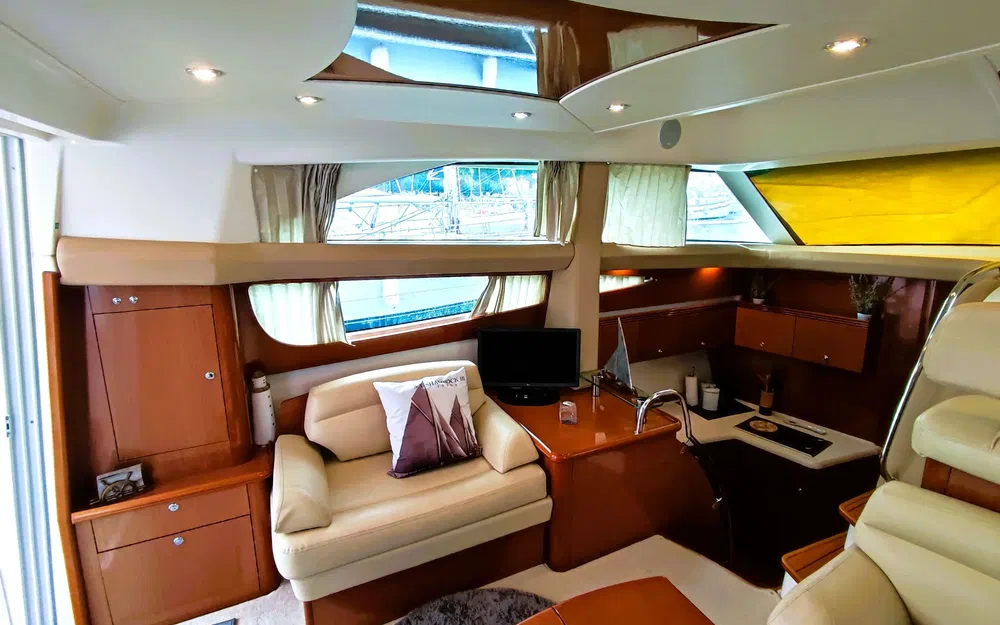 slider 10 Jeanneau Prestige 42 Fly