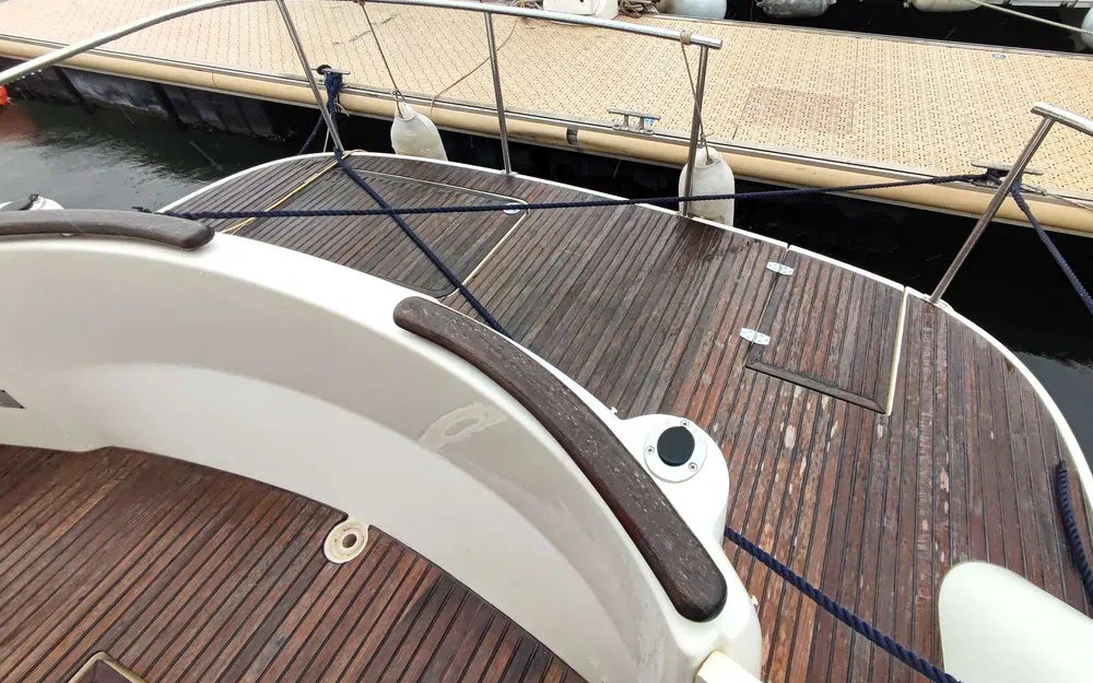 slider 1 Jeanneau Prestige 42 Fly