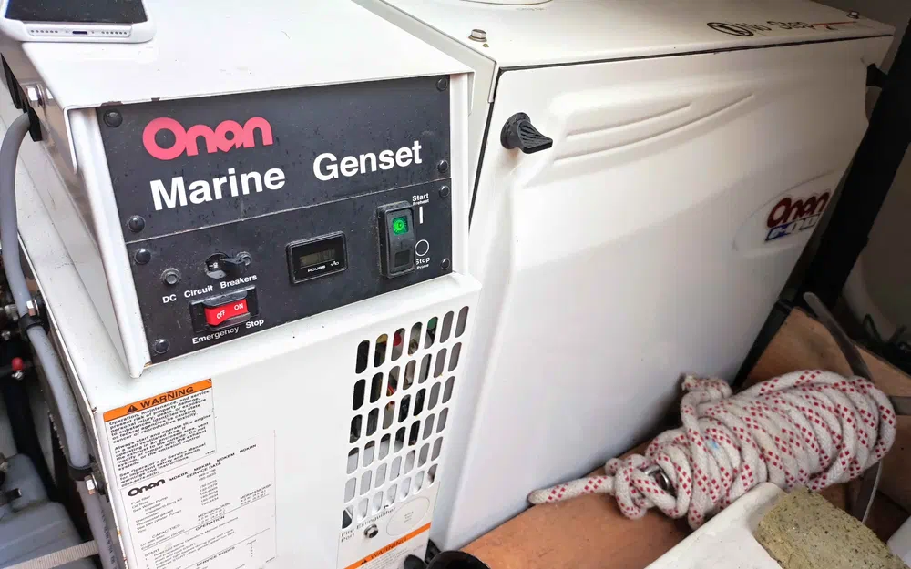 slider 25 Jeanneau Prestige 42 Fly