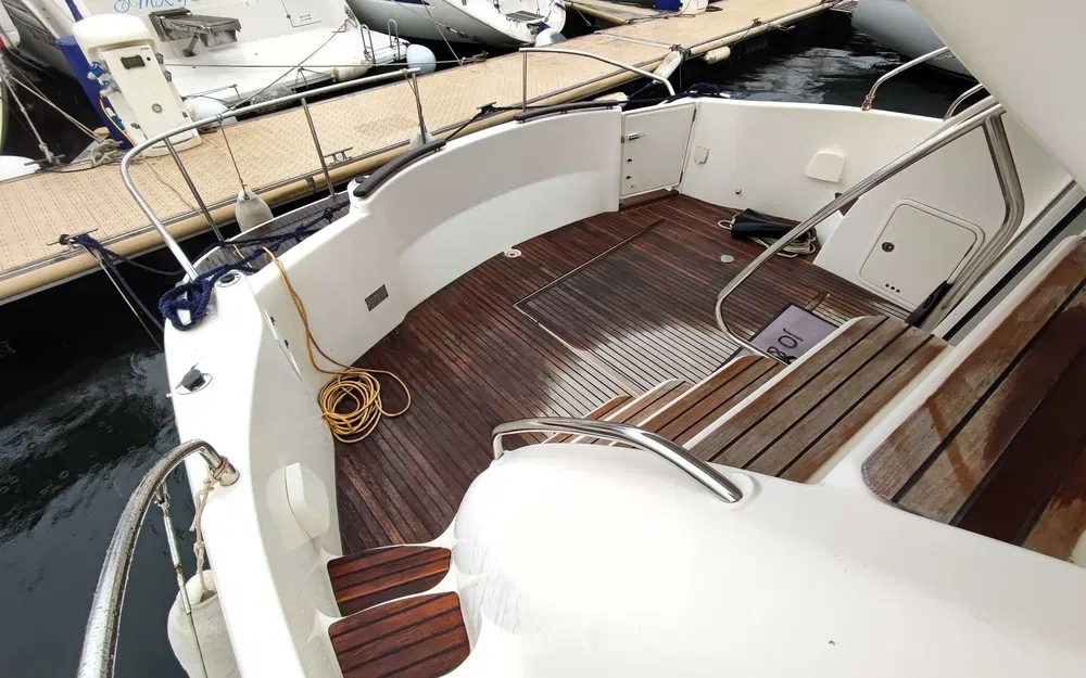 slider 2 Jeanneau Prestige 42 Fly