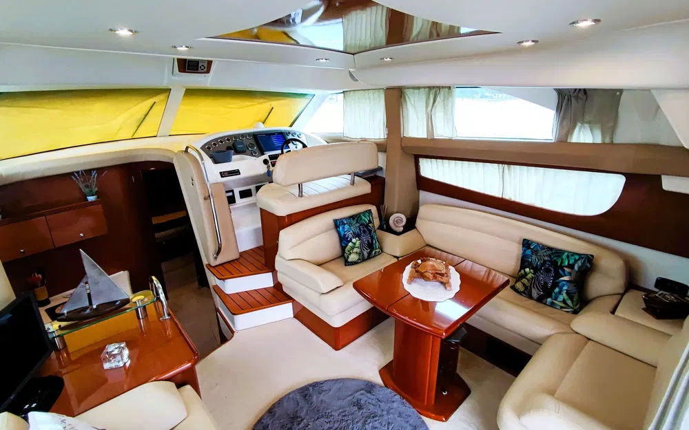 slider 8 Jeanneau Prestige 42 Fly