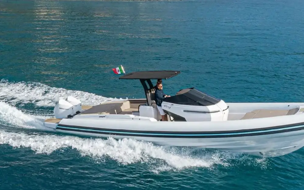 slider 1 Rio Yachts Inagua S