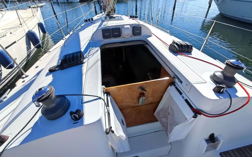 slider 2 Beneteau First 36.7