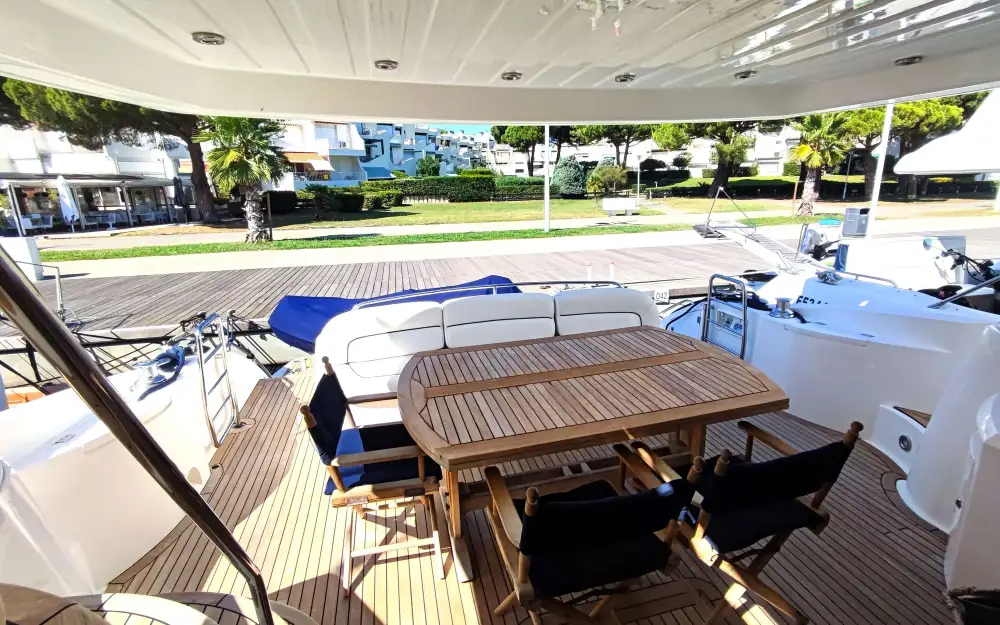 slider 5 Sunseeker Manhattan 66
