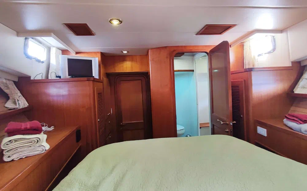 slider 19 Edership Symbol 45 Pilothouse