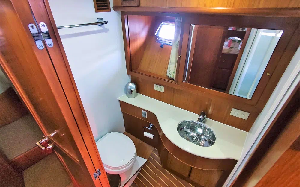 slider 23 Edership Symbol 45 Pilothouse