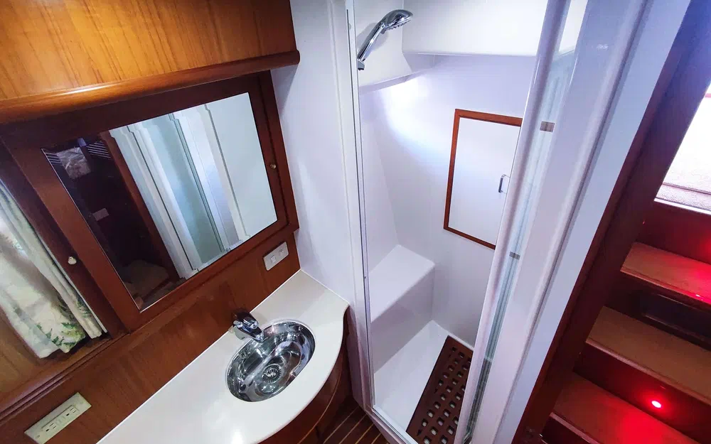 slider 24 Edership Symbol 45 Pilothouse