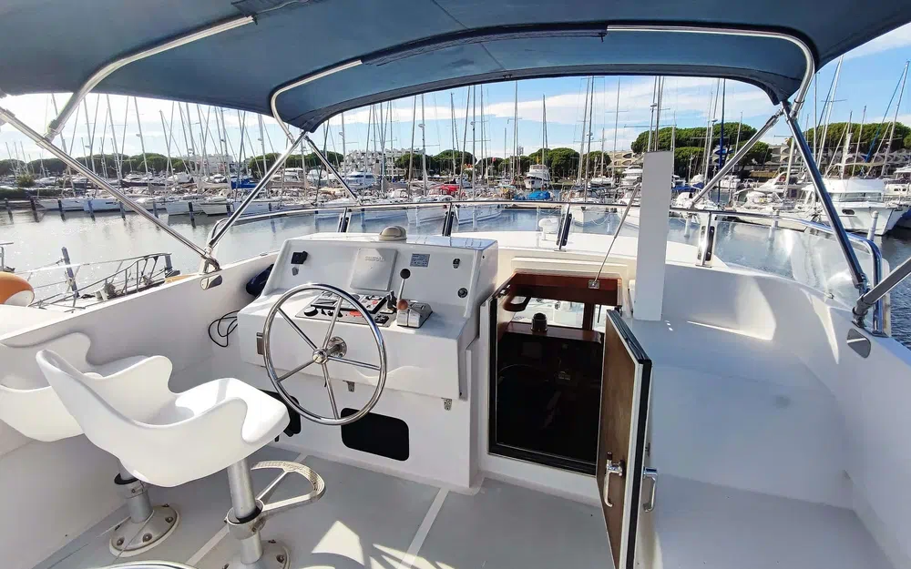slider 35 Edership Symbol 45 Pilothouse