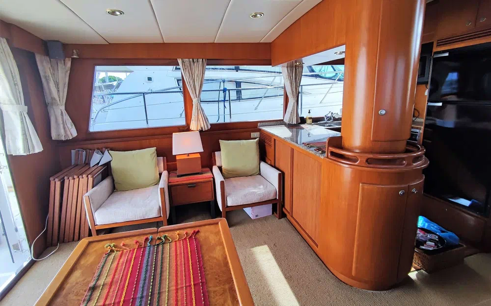 slider 5 Edership Symbol 45 Pilothouse