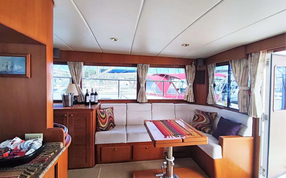 slider 7 Edership Symbol 45 Pilothouse