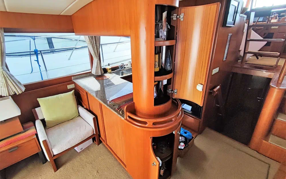 slider 8 Edership Symbol 45 Pilothouse