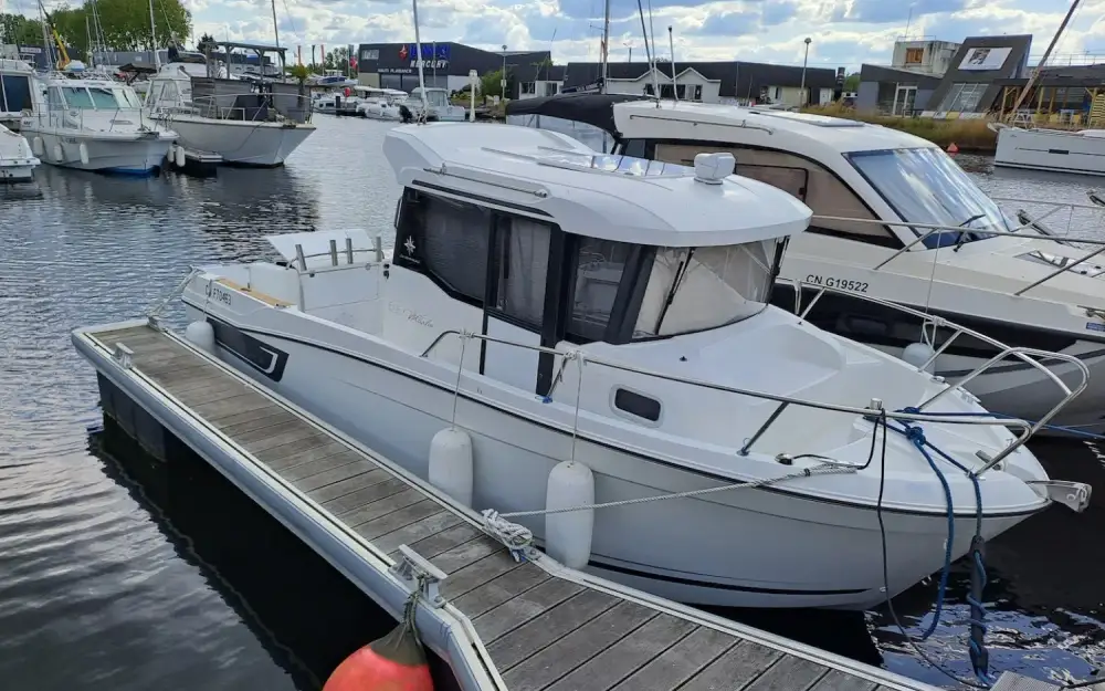 JeanneauMerry Fisher 695 Marlin