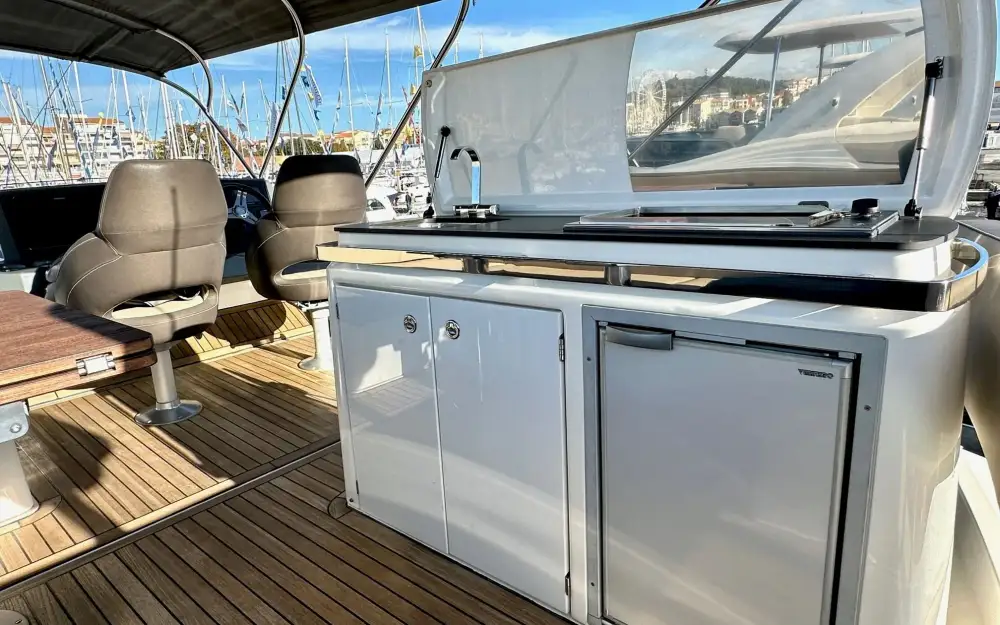 slider 12 Bavaria R55 Fly