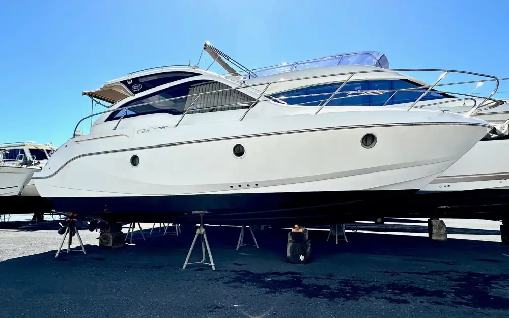 Sessa MarineC32