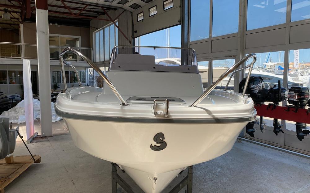 slider 3 Beneteau Flyer 6 SUNdeck