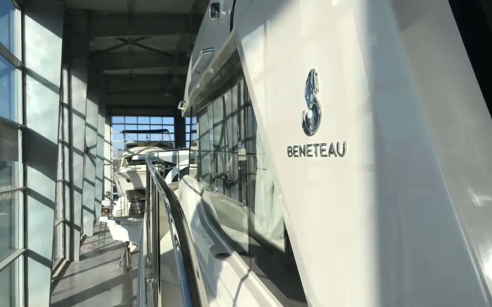 slider 23 Beneteau Swift Trawler 41 Fly