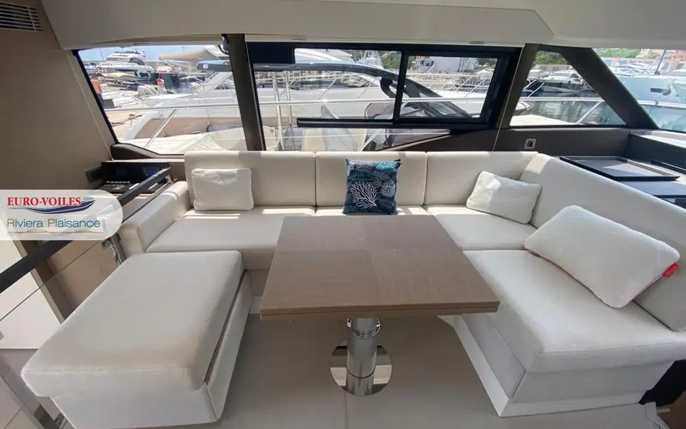 slider 14 Prestige Yachts 460 Fly