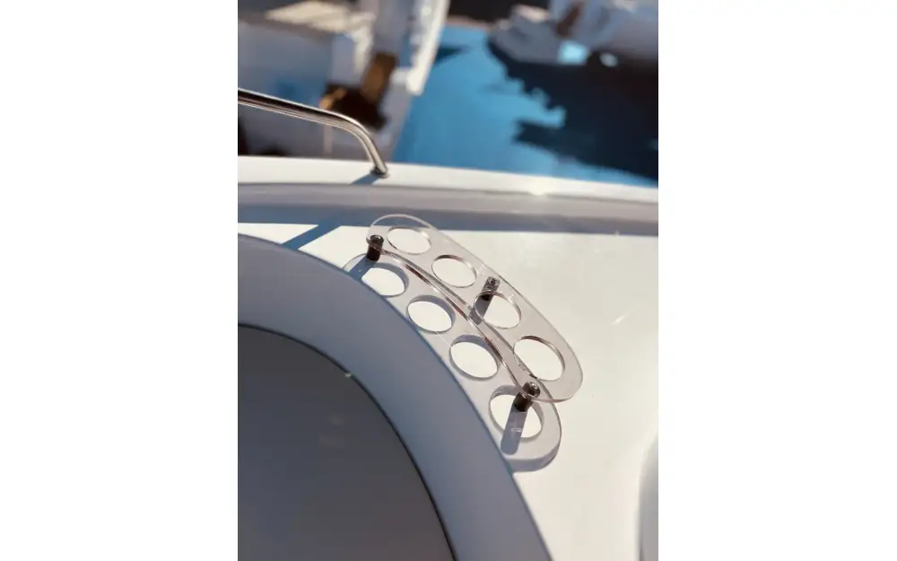slider 2 B2 Marine Cap Ferret 652 Open