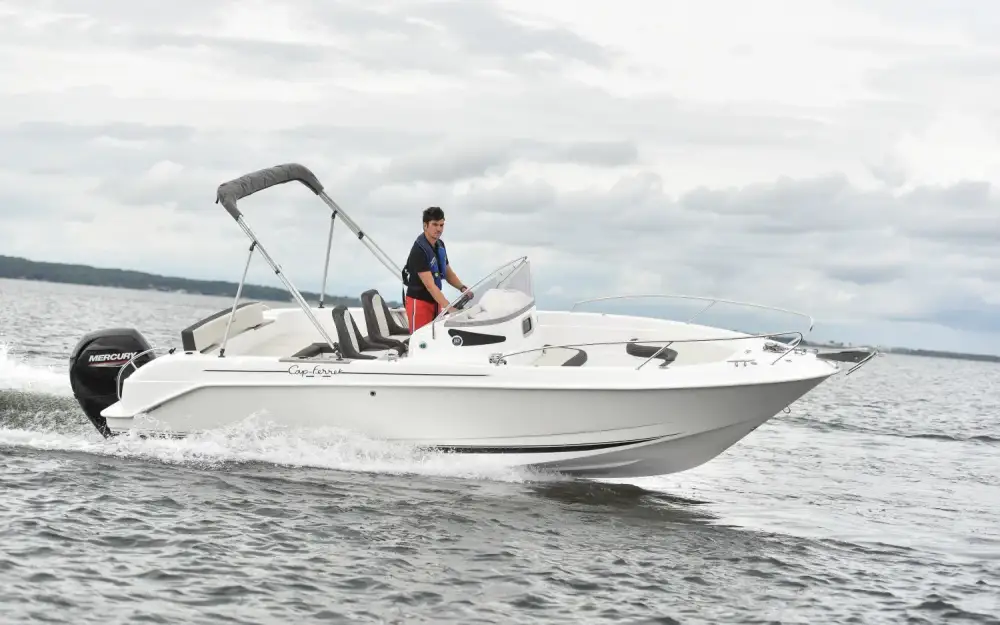 slider 5 B2 Marine Cap Ferret 652 Open