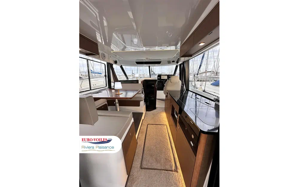 slider 3 Jeanneau Merry Fisher 1095