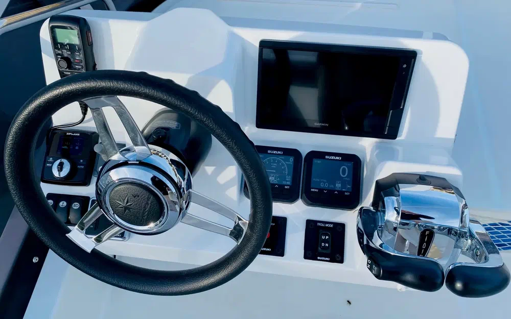 slider 16 Jeanneau Merry Fisher 1095