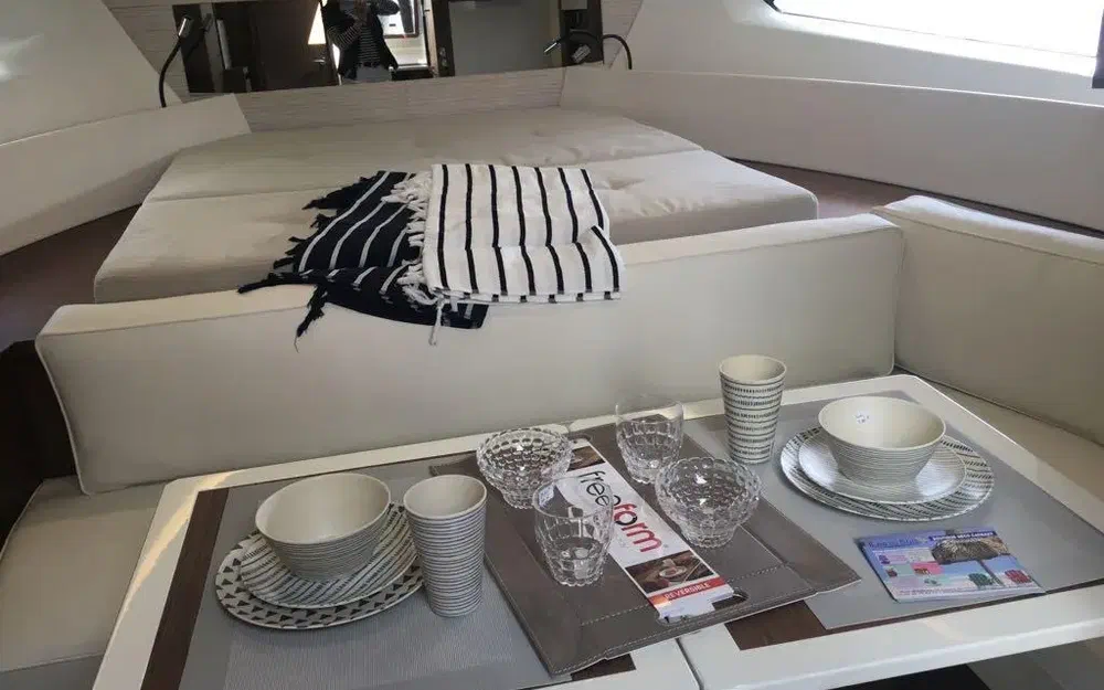 slider 3 Jeanneau Leader 36