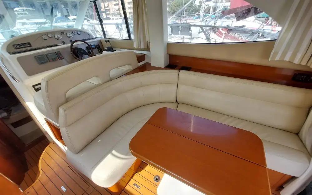 slider 3 Jeanneau Prestige 36 Fly
